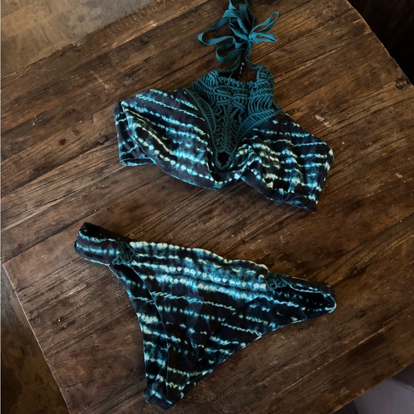 Beach Riot Bikini - Picture 1 of 5